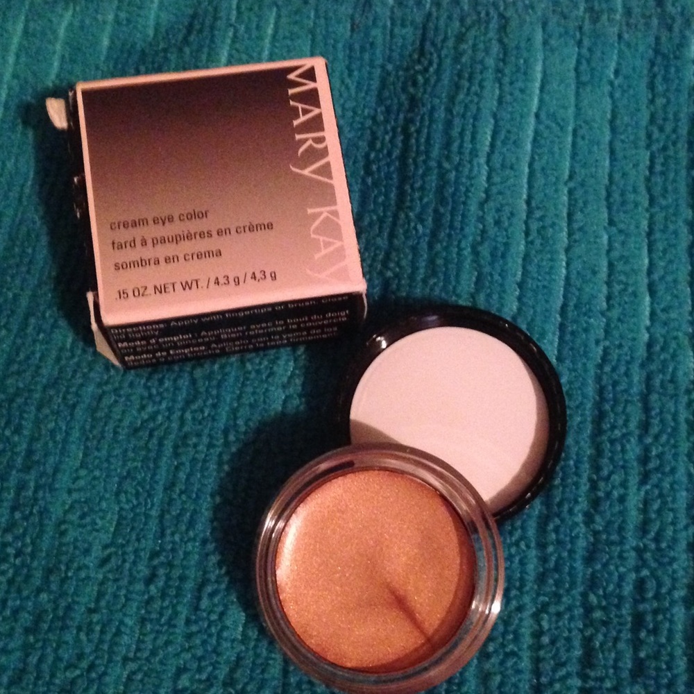 Marykay  cream eye color
